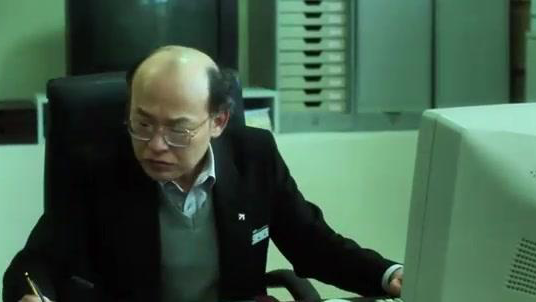 金融危机下的逆袭:韩国小伙阿伟的抄底之旅,成功背后的深思 华尔街