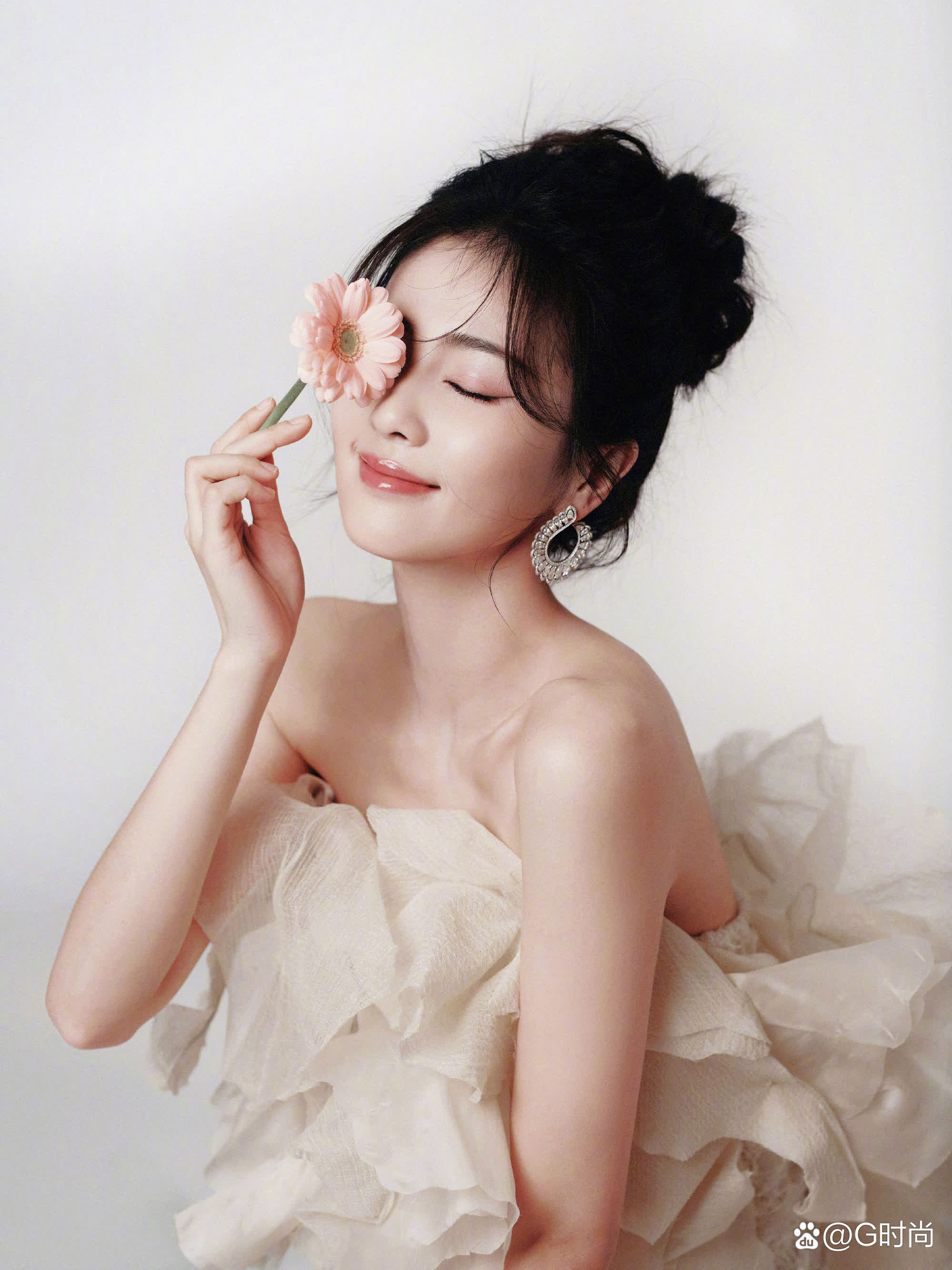 白鹿全新新年写真ashi2023温柔甜美气质优雅新的一年自有精彩